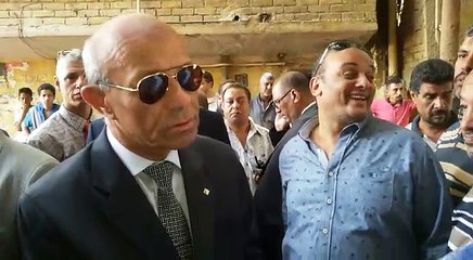 بالفيديو.. القائم بأعمال محافظ القاهرة يتفقد موقع انهيار عقار بالزاوية الحمراء