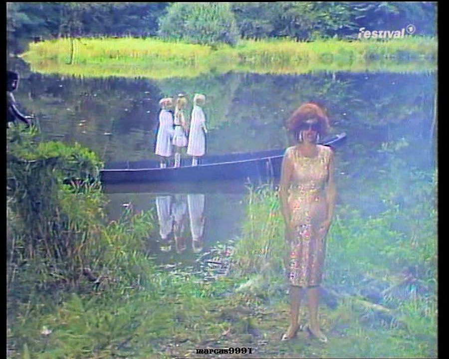 Nina Hagen - Ich weiss , es wird einmal ein Wunder geschehen (Bananas)