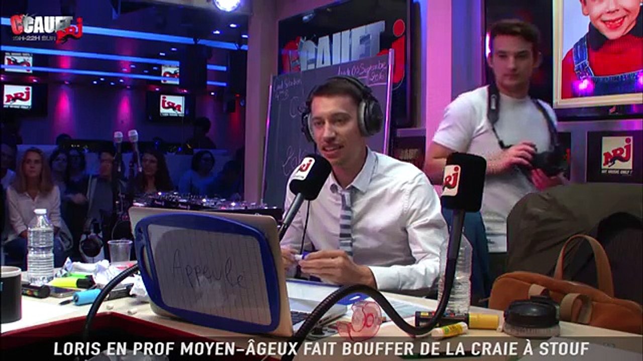 Loris en prof moyen-âgeux fait bouffer de la craie à Stouf - C’Cauet sur NRJ
