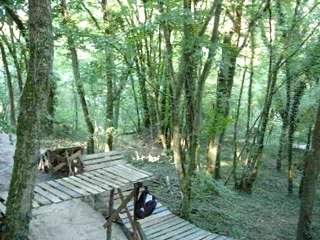 drop et gap "on the shore"