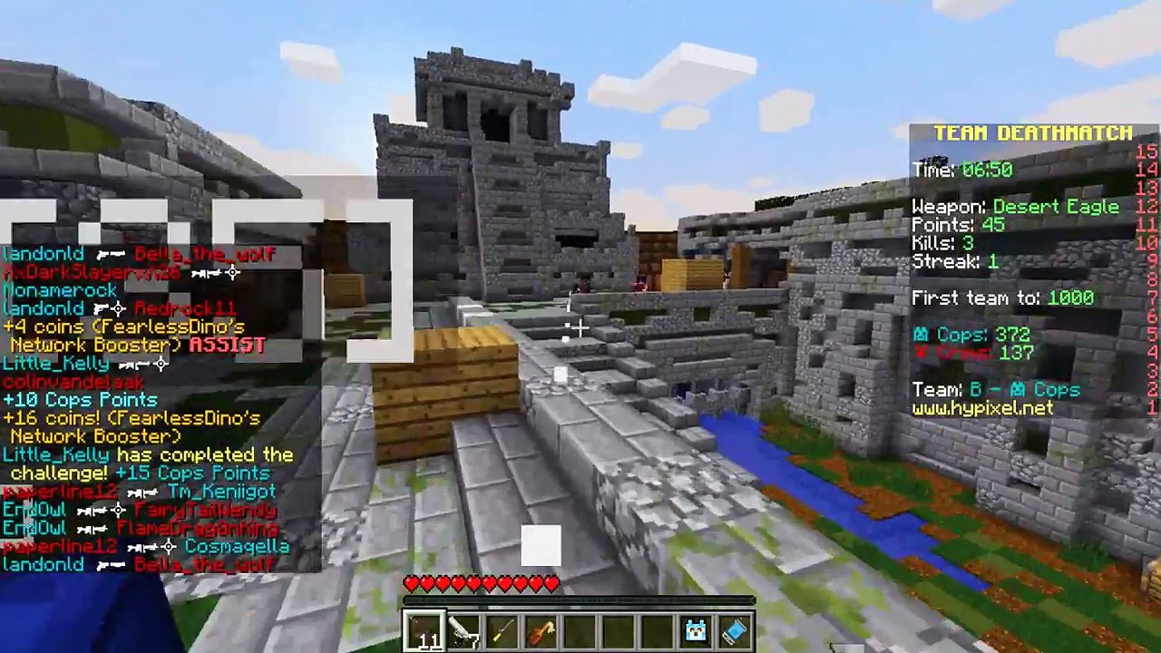 Minecraft - LITTLE KELLY TAKES A BULLET FOR SHARKY!!