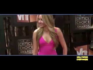 Amanda Bynes Bashes Drake's Looks, Calls Him "Ugly"