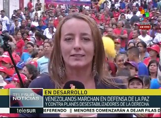 Venezolanos se manifiestan por la paz en Miranda