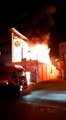 Loja é destruída por incêndio em Cachoeiro de Itapemirim