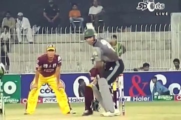 پاکستان کا ایک اور ابھرتا ہوا ٹیلنٹ !! ڈومسٹک میں صرف 48 گیندوں پر 112 رنز کی دھواں اننگز