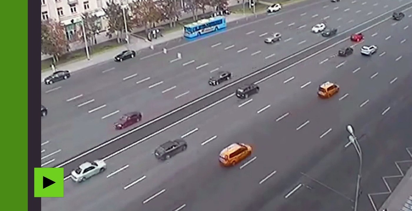 VIDEO CHOC : accident mortel sur une autoroute russe