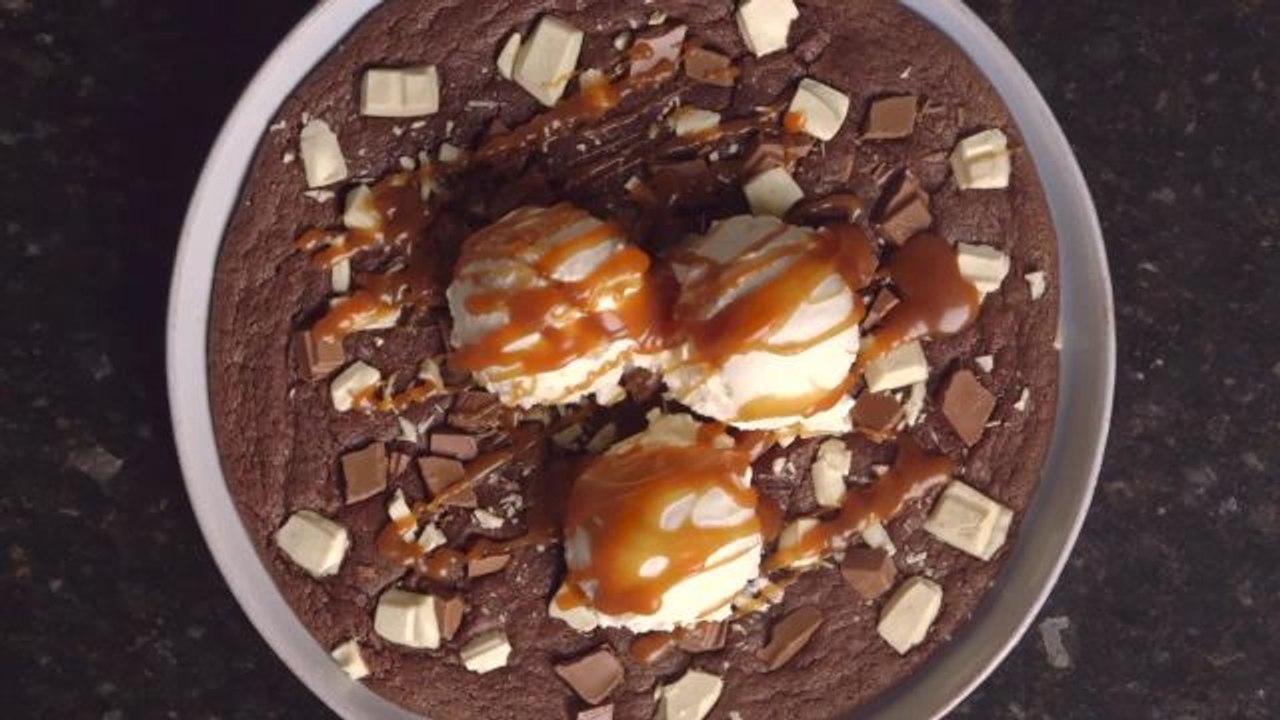 How to Make a Giant Chocolate Share Cookie