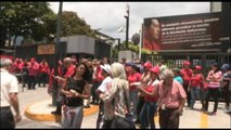Chavistas se movilizan en apoyo a Maduro y rechazan la 