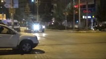 Van'da AK Parti İl Binası Önündeki Polis Noktasına Bombalı Saldırı