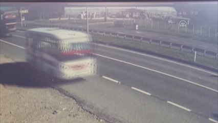 Zincirleme Trafik Kazası: 15 Yaralı