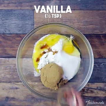 Chocolate-Dipped Cookie Ice Cream Sandwich