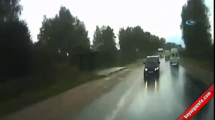 Kamyon dehşet saçtı