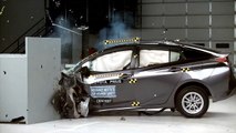 2016 Toyota Prius small overlap IIHS crash test