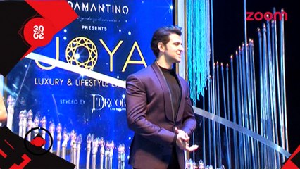 Hrithik Roshan's Facebook Account Hacked-Bollywood News-#TMT