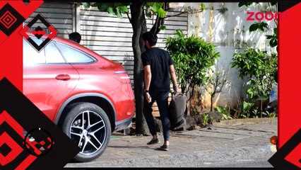 Purab & Arjun Spotted At Farhan Akhtar's House-Bollywood News-#TMT