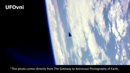 Amazing! Strange triangular object in NASA photo - YouTube