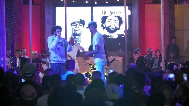 YENKY ONE VS MR JUNIOR - FINAL - República Dominicana 2016 - Red Bull Batalla de los Gallos