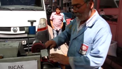 Bıçak Bileycilerinin Bayram Mesaisi