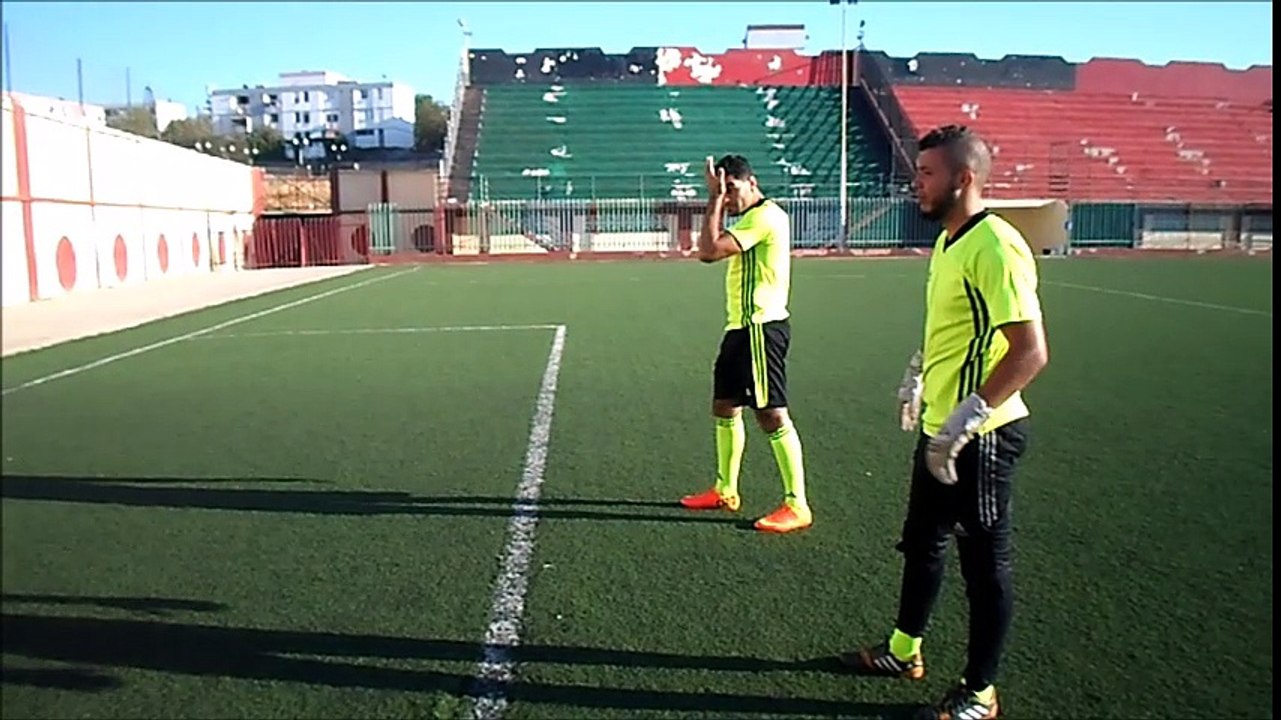 JSHD 4 NRZ 2 (S) stade Bourouba 04.09.2016-les goals de Zéralda à l'échauffement avant match