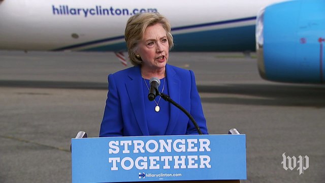 Clinton slams Trump for criticizing generals