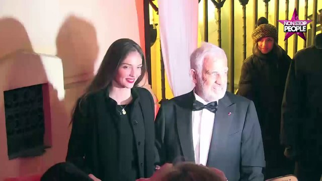 Jean-Paul Belmondo : sa petite-fille Annabelle pose seins nus sur Instagram (vidéo)