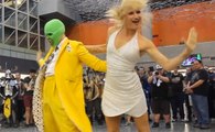 The Mask Cosplayers Dancing at Montreal Comic Con 2016. Sssmokin'