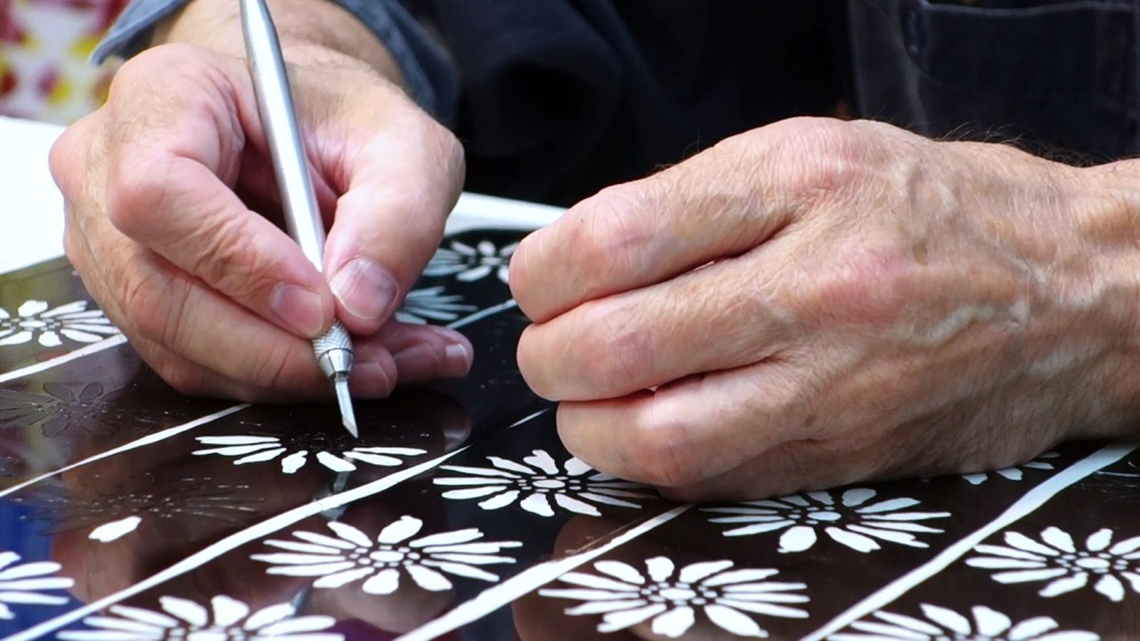 JEAN-PIERRE SERGENT PEELING OFF THE RUBY FILMS FOR THE NEW "BONES, FLOWERS & ROPES" WORKS ON PAPER SERIES