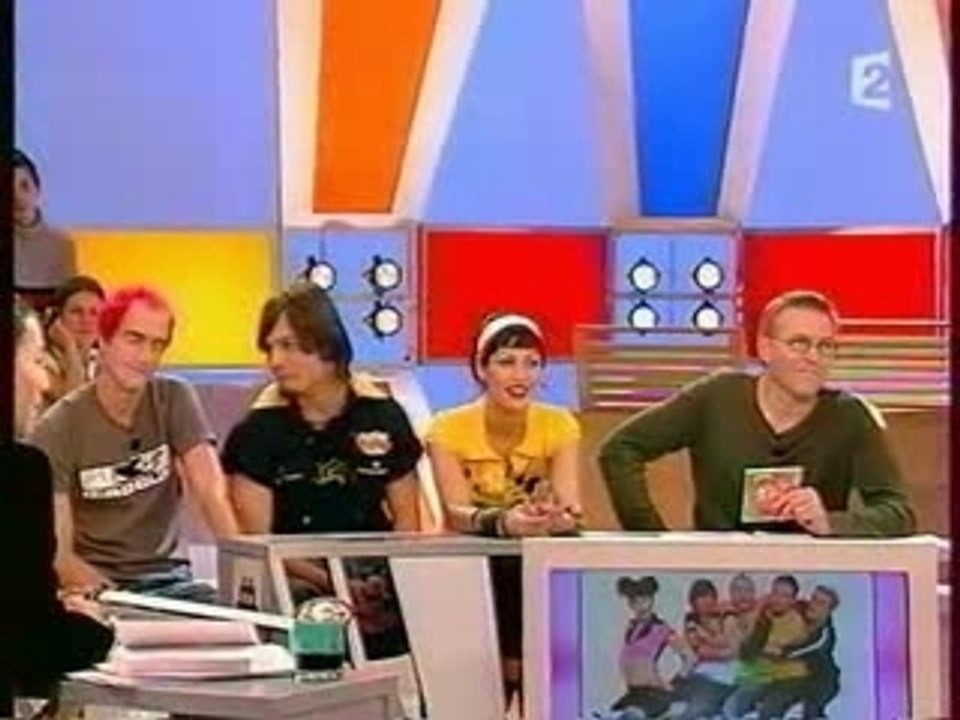 Superbus @ On a tout essayé - 2004