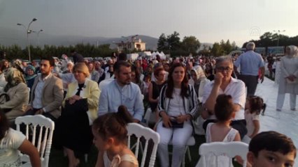 Bakan Müezzinoğlu Bursa'da Nikah Törenine Katıldı