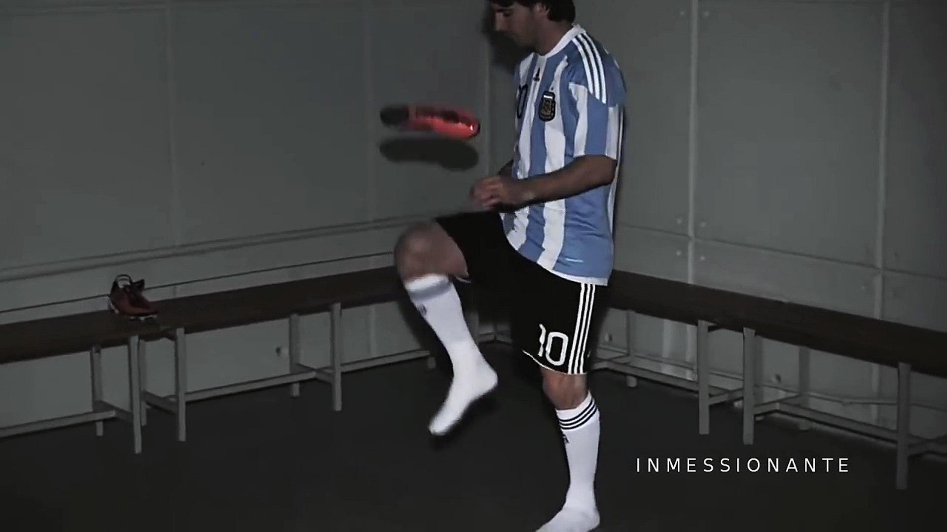 Messi Juggling The Boots ▻ Lionel Messi Amazing Juggling Skills --HD-- -  video Dailymotion