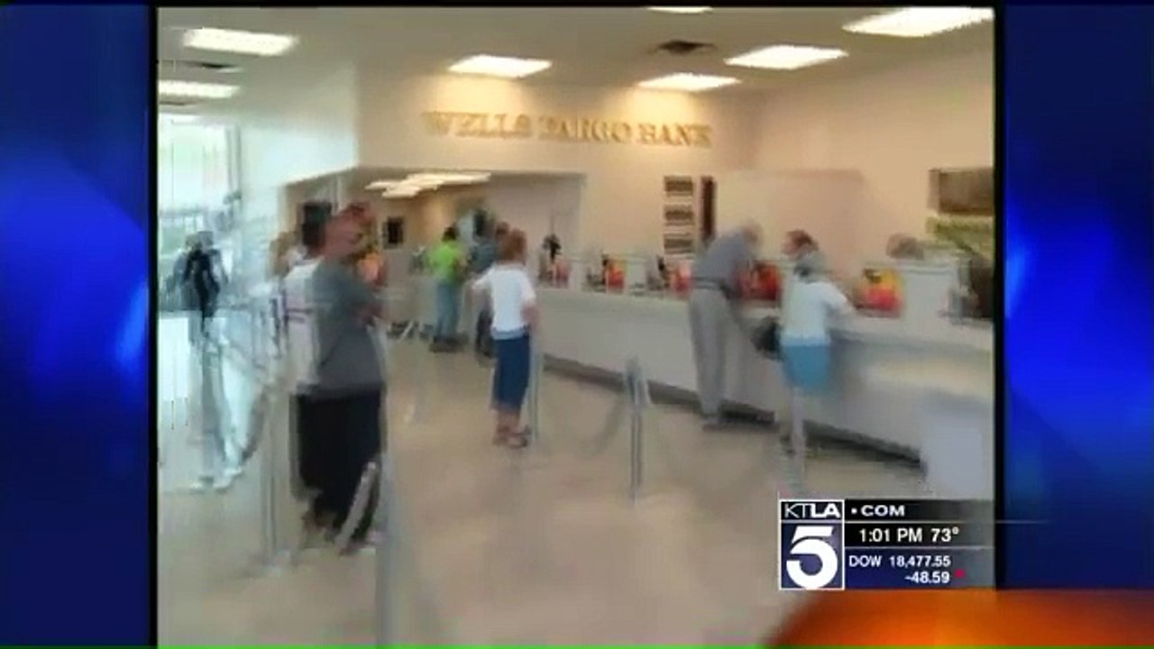 5,300 Wells Fargo Employees Fired After Secretly Creating Millions of Phony Accounts - YouTube