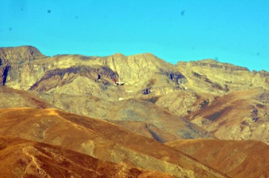 Yüksekova'ya 13 Ay Sonra İlk Yolcu Uçağı İndi