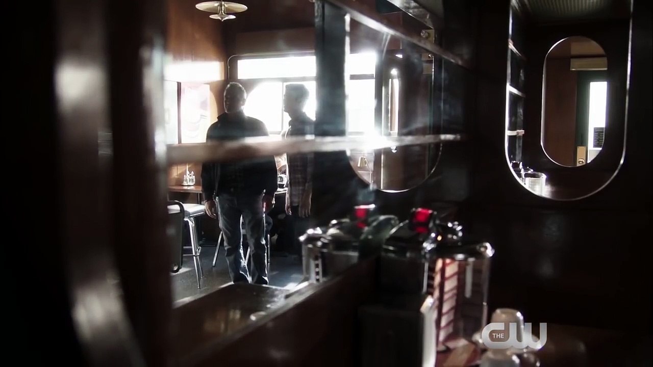 The Flash Season 3 _Time Strikes Back_ Extended Promo (HD)