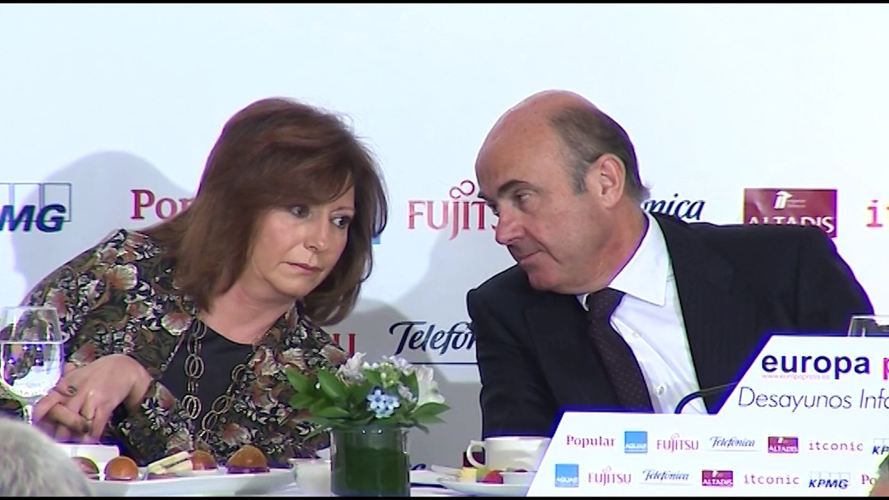 De Guindos sintió acoso en la trama de las tarjetas black