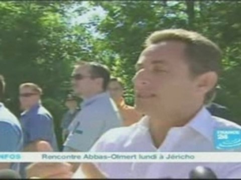 Sarko point presse négociation avec Kadhafi