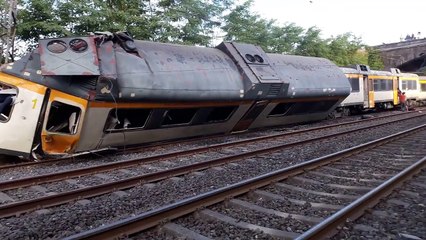 Espagne : les impressionnantes images du train après le déraillement