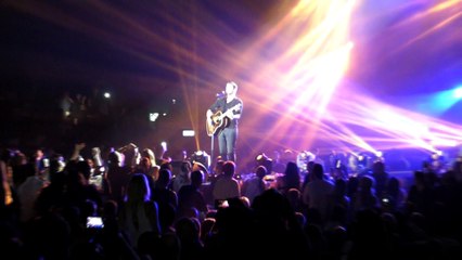 ניקוס ורטיס הופעה 13 חיה ספטמבר 2016