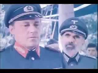 A Cruz de Ferro - Cross of Iron - Trailer - Filme