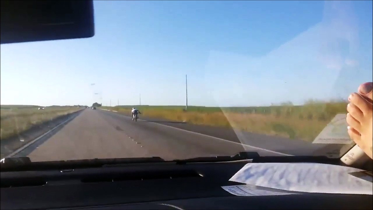Quand tu croises Superman à moto