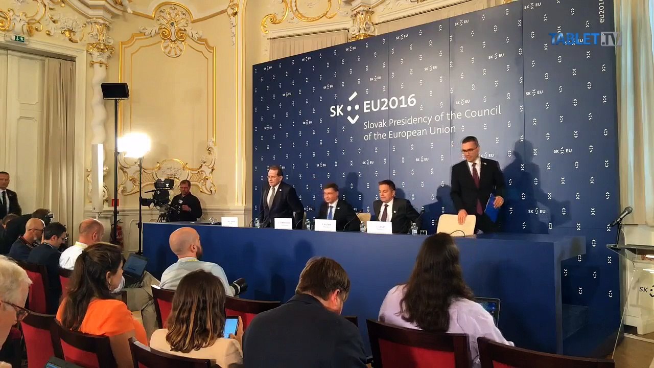 ZÁZNAM: V.DOMBROVSKIS: Plánujeme pokračovať v prehlbovaní Hospodárskej a menovej únie  