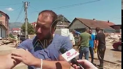 Elhamdulilah | #Shpërndaje HERO I DITËS, gjënë nënë e bijë të gjallë në mes të mbeturinave..