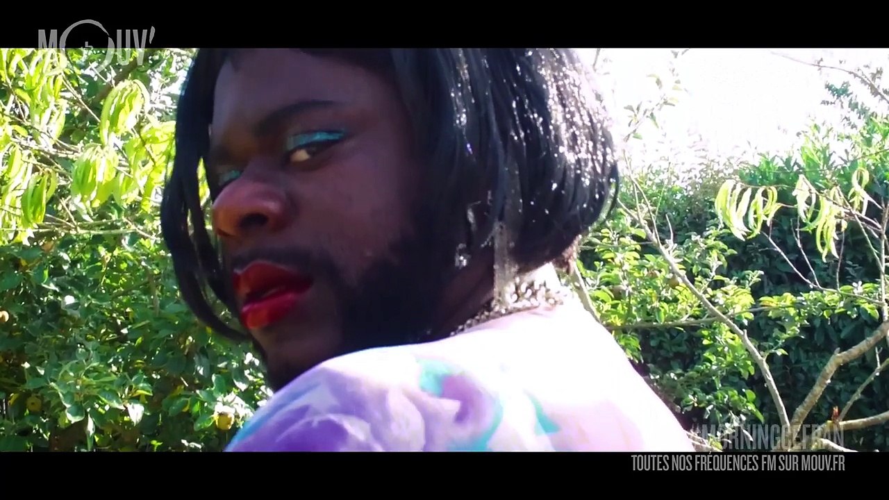 WILLAXXX - ZYHANNA - 'Burkini' (parodie Rihanna - 'Needed Me')