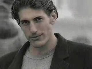 вот дерева она и не заметила