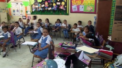 250 millones de lempiras se invierten en mobiliario escolar