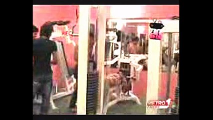 Zara Hat Ke 2016 funny video in health club