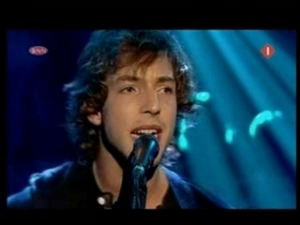 James Morrison - Live - You Give Me Something