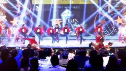 Watch Ali Zafar's Spectacular Performance at Lux Style Awards 2016