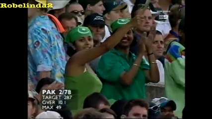 4 4 4 4 4 Abdul Razzaq vs Glenn McGrath 720p HD - 1999 00 Sydney (2) (2)