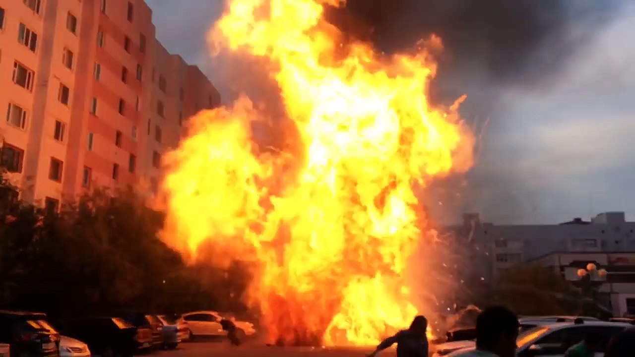 Une voiture explose en Russie