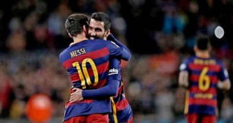 Barcelona'lı Taraftarlar Messi'nin Yerine Arda Turan Dedi